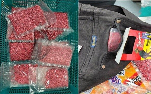 청바지 뒷주머니에 숨긴 합성마약. [부산지검 제공]